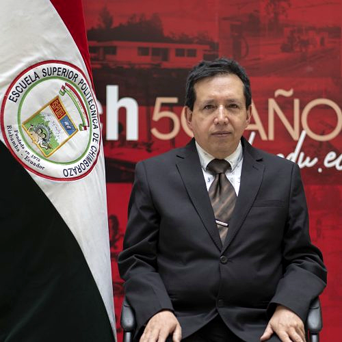Fotografía institucional del Dr. Jaime Béjar S.